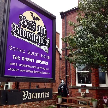 Bats And Broomsticks 4*