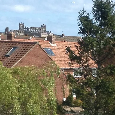 Bats And Broomsticks Vendégház Whitby