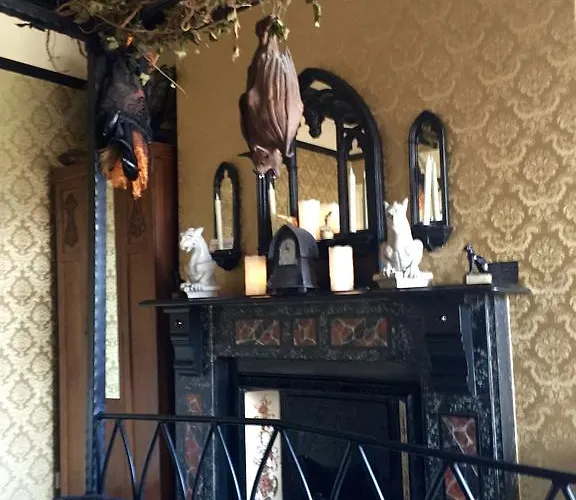 Bats And Broomsticks Guest house