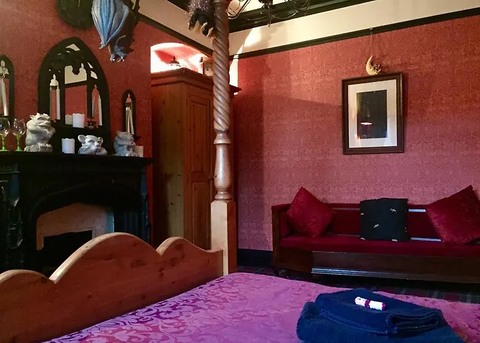 Guest house Bats And Broomsticks Whitby