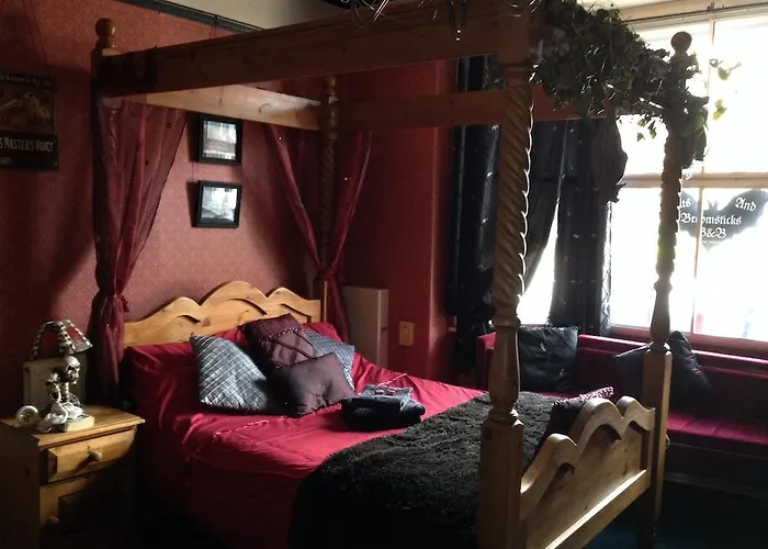 Guest house Bats And Broomsticks Whitby