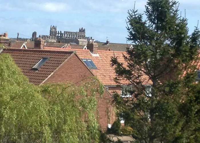 Bats And Broomsticks Guest house Whitby