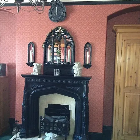 Bats And Broomsticks Гостевой дом 4*